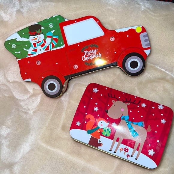 ☃️🦌🎄 2 CHRISTMAS HOLIDAY RED TRUCK SNOWMAN REINDEER TIN STORAGE GIFT CONTAINERS - Picture 9 of 15